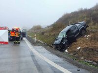 nehoda d1_vw_amorak_versus_policejni_auto