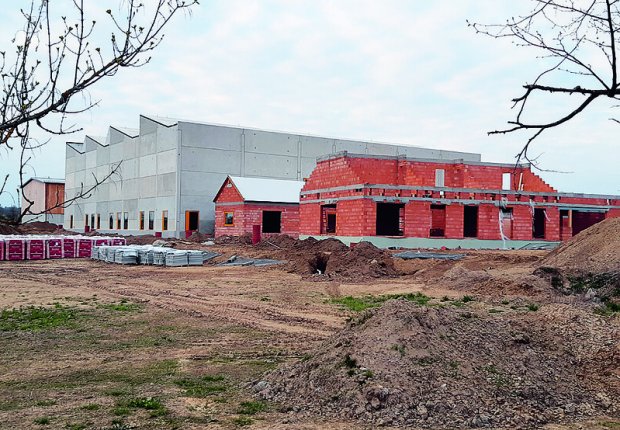 Nový výrobní areál vyrůstá u Kozlova